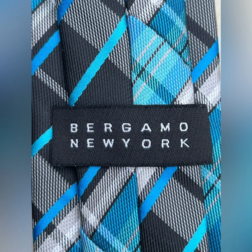Bergamo New York Boys Neck Clip on Tie